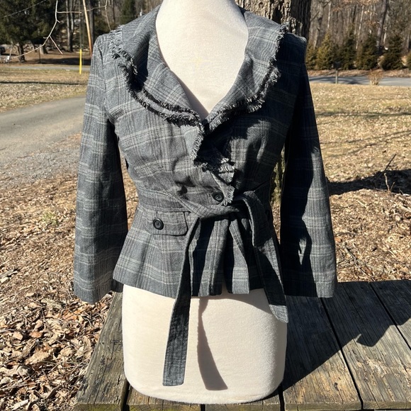 ANN TAYLOR LOFT GRAY PLAID RUFFLE COLLAR LIGHTWEIGHT COAT JACKET - Picture 1 of 11